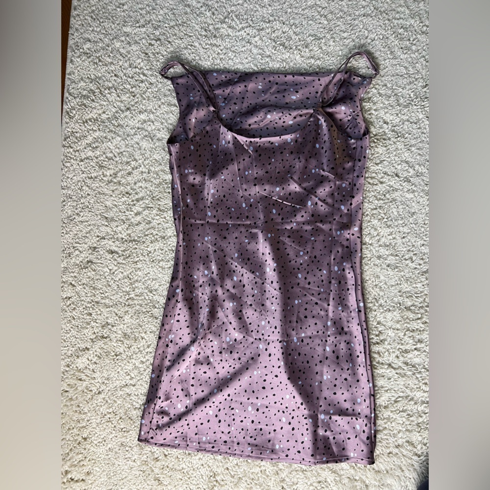 Women’s Medium Reece Printed Mini Dress NWT - Picture 2 of 8